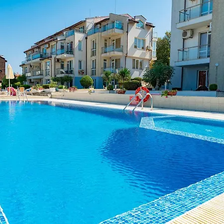 Menada Apolon Sozopol