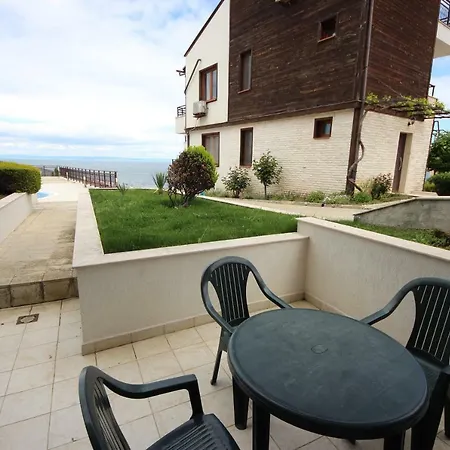 Menada Apolon Aparthotel
