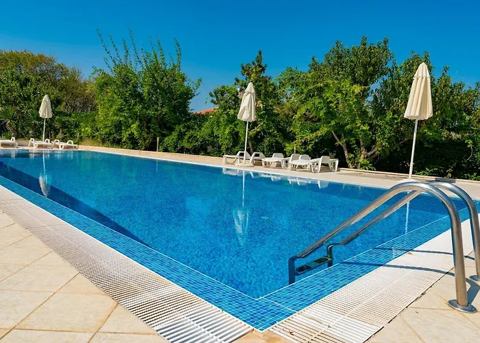 Апартхотел Menada Apolon Созопол